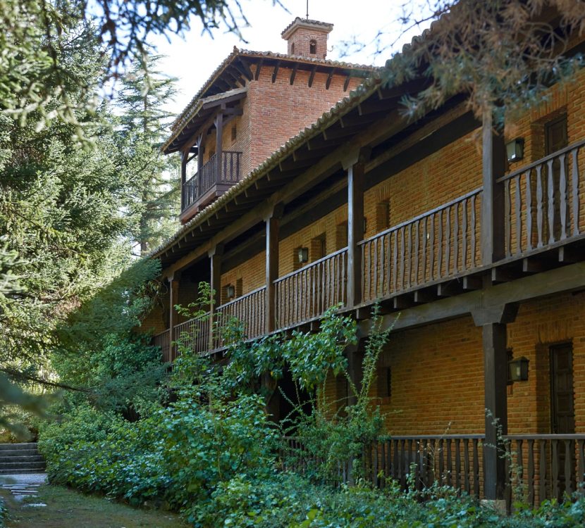 Gaztelu-Calas Verdes-Hoteles-01