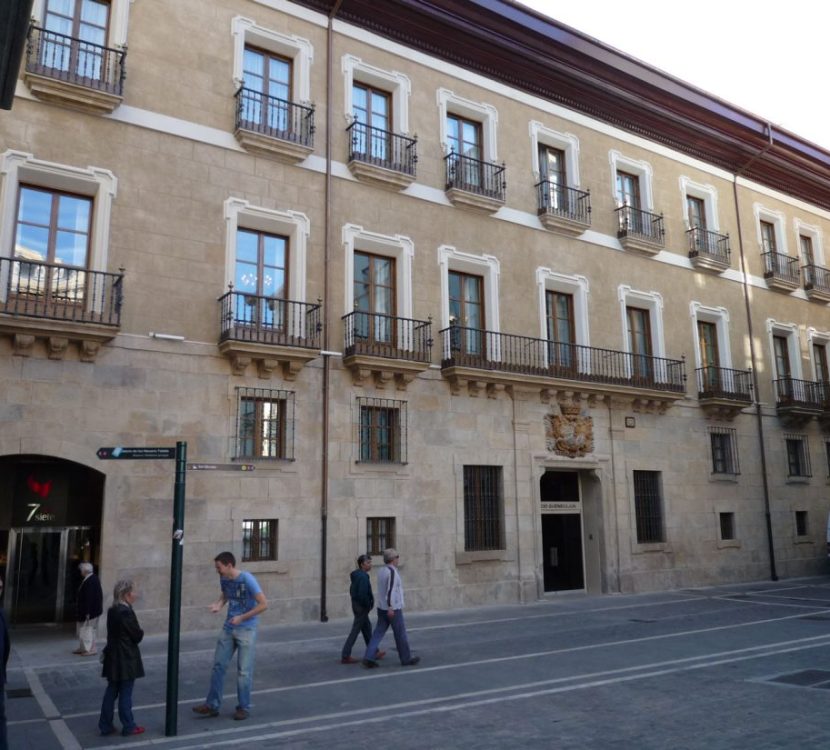 Gaztelu-Guendulain-Hoteles-06